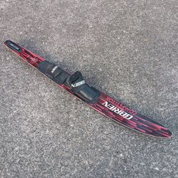 Obrien Watter Ski Excellent Condition(Ajustabule Binding) For Pick Up Fremont Seattle. No Low Ball Offers Please. No Trades 