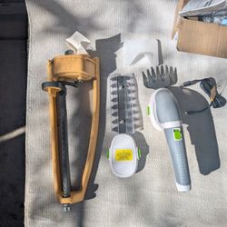 $25 Gardening Set - Mini Grass and Shrub Trimmer + Rotating Sprinkler