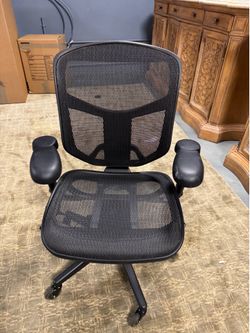 Workpro 9000 Ergonomic Mesh Chair