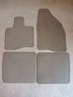2006 Ford five Hundred floor mats