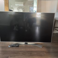 SUPER UHD 4K HDR Smart LED TV - 55" Class