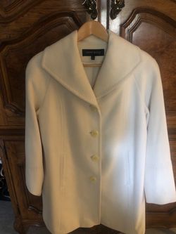 Women’s wool coat