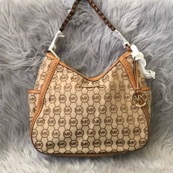 Michael kors tan whipped top zipper hobo bag