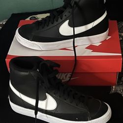 Nike blazer Mid 77 