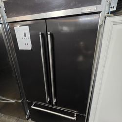 42" KITCHENAID BUILT IN FRENCH DOOR BLACK STAINLESS REFRIGERATOR 