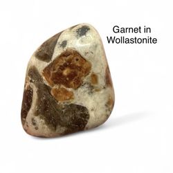 Genuine Garnet in Wollastonite from Finland 21.9g RARE