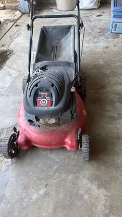Gas lawn mower