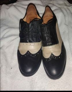 Women's Wingtip Loafers