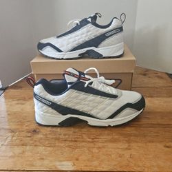 NOS Reebok Catalon Rare VTG Deadstock Y2k reebok running shoes US MEN'S SIZE 13

Comes with original shoe box 

Condition is New 

PLEASE LOOK ALL THE