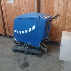 Commercial Floor Scrubber - Power Scrubber