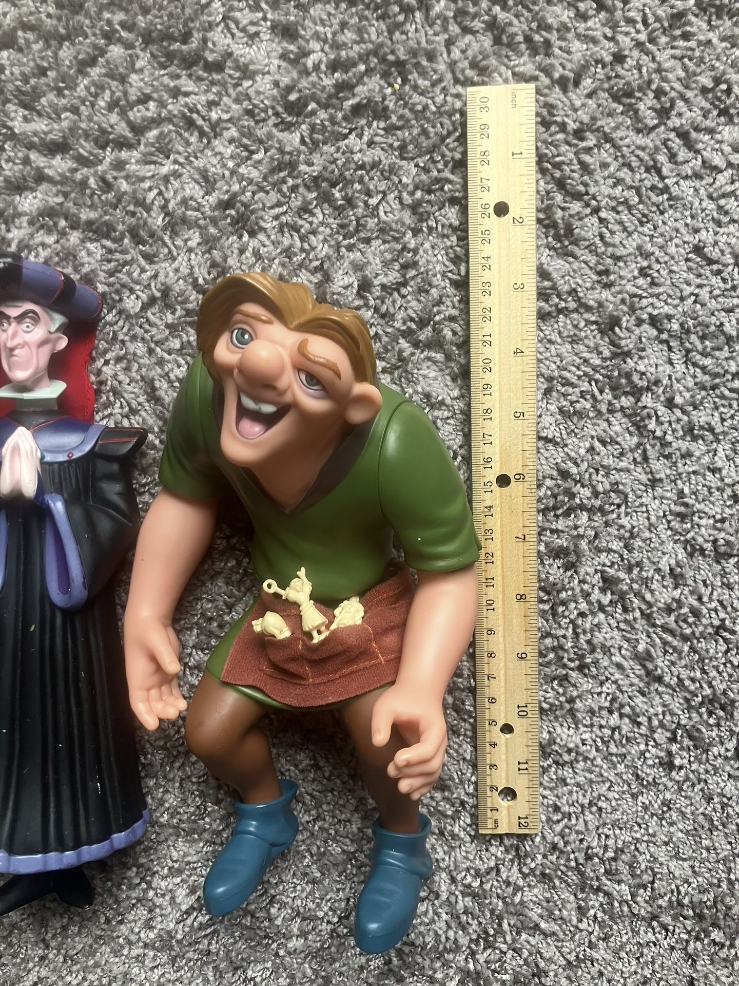 Hunch Back 6 Inch Plastic Dolls (set)