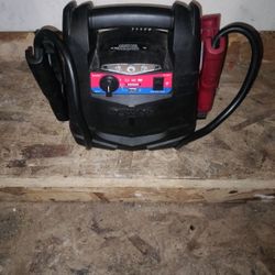 battery jumper starter 