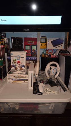 Nintendo Wii Mario Kart Bundle with 7 Games