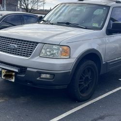 2004 Ford Expedition 