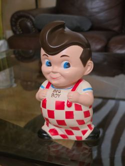 Vintage 1980s Bob's Big Boy Coin Bank.
