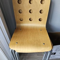 4 Dining Chairs 