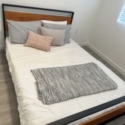 Queen Bed Frame 