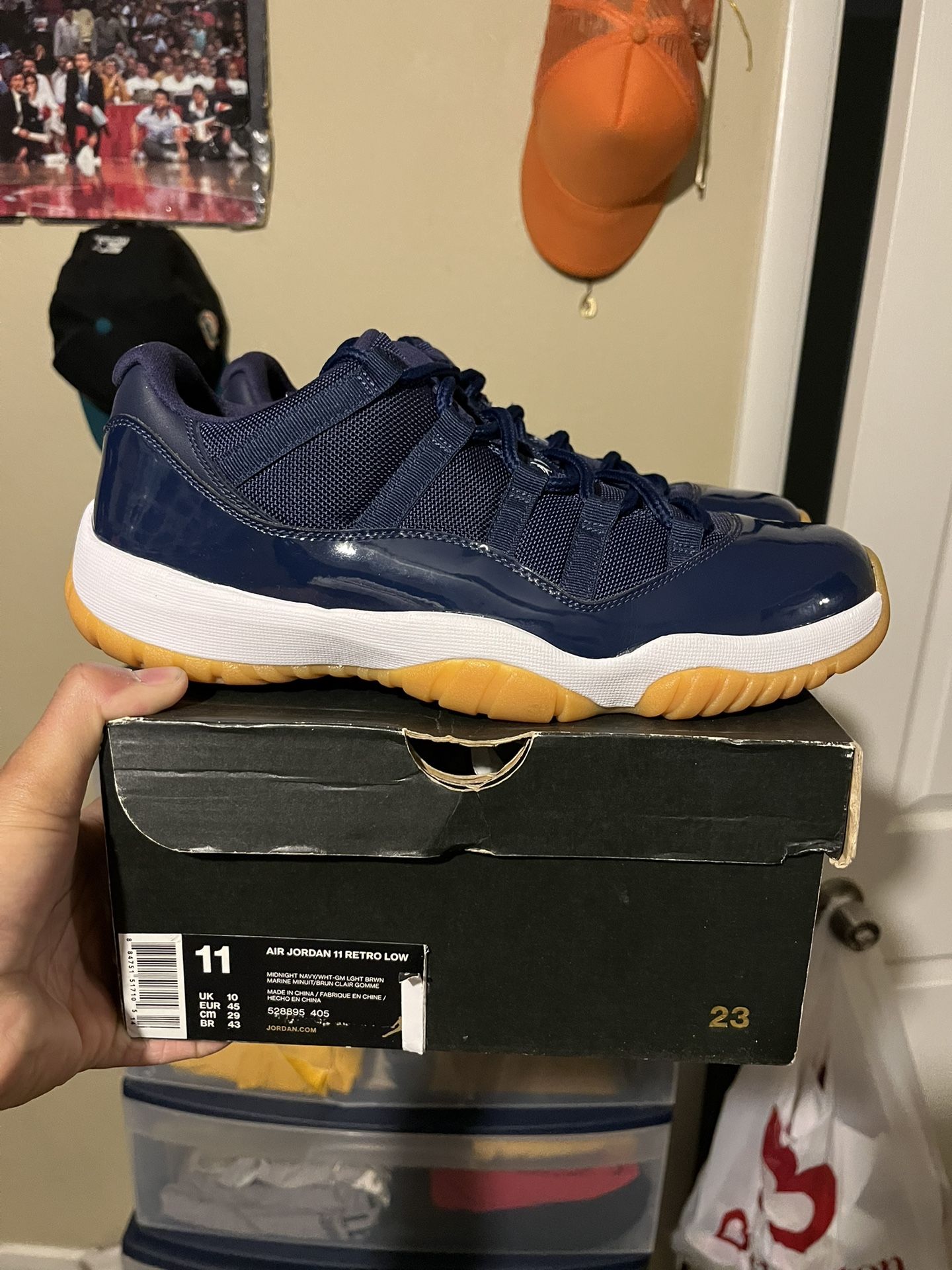 Jordan Retro 11a Gum Low $150