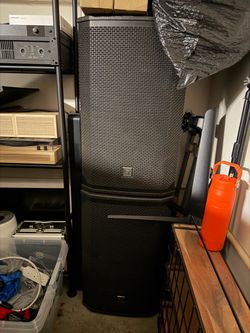 EKX-12P Powered Speaker Pair