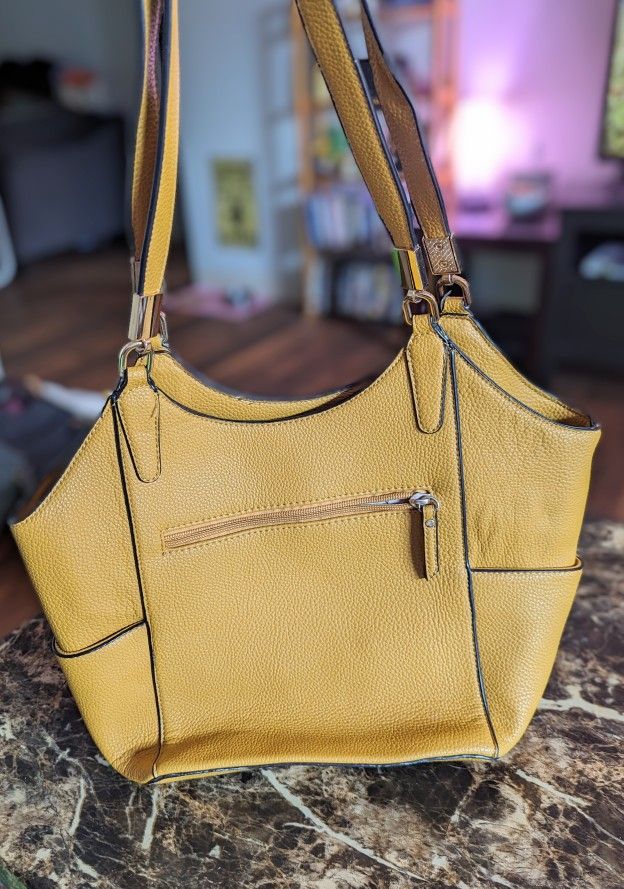 Women's Purse (Kate & Alex) Like-New