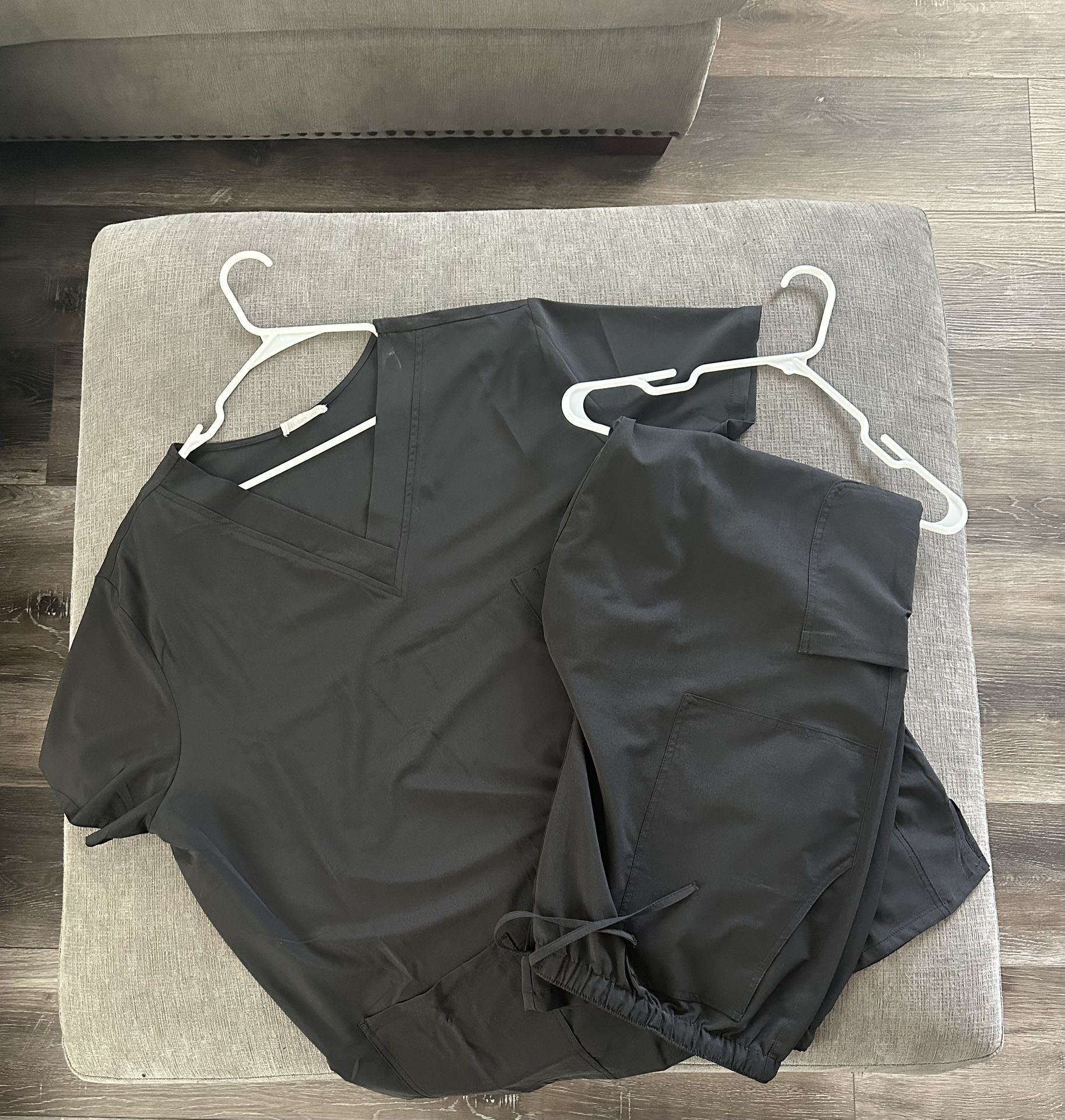 Scrub Set