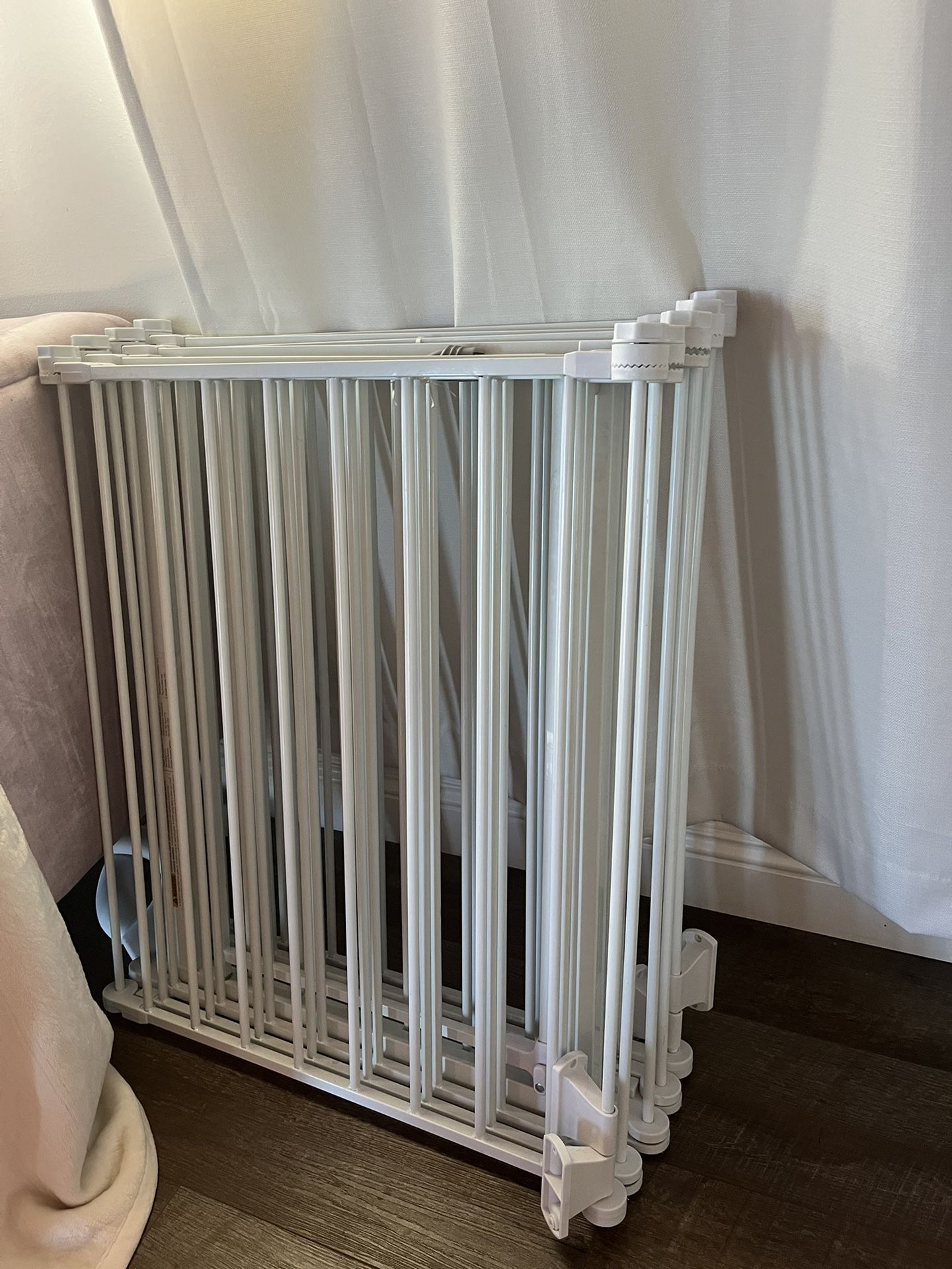 White Baby Gate