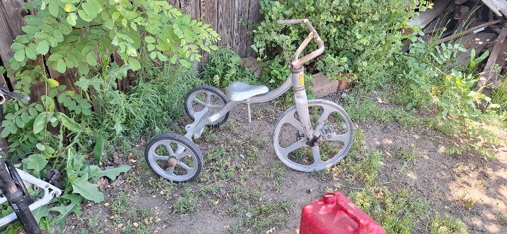 Vintage Tricycle 