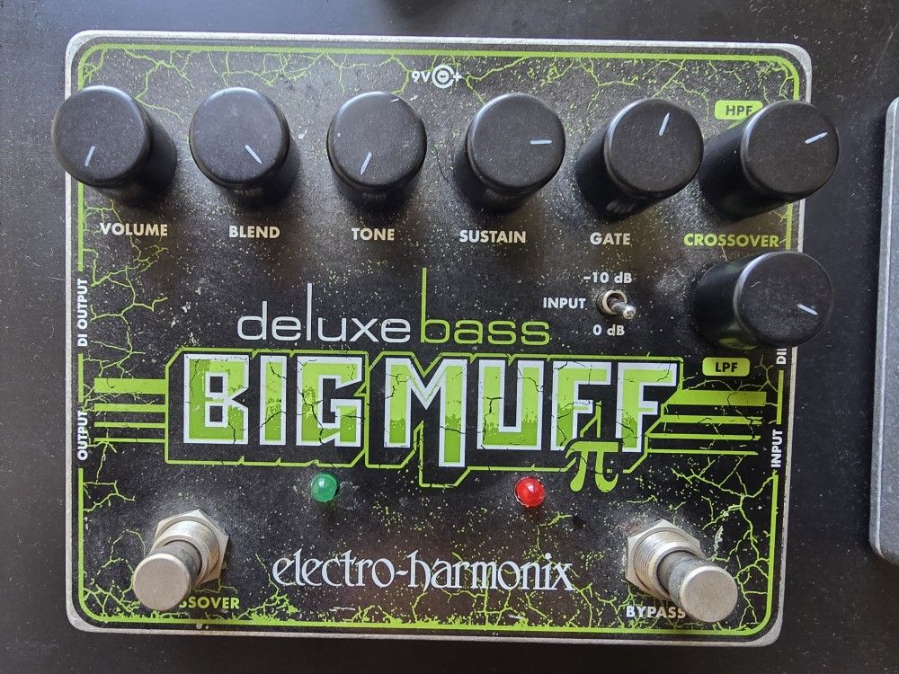 Electro Harmonix Bass Fuzz Pedal