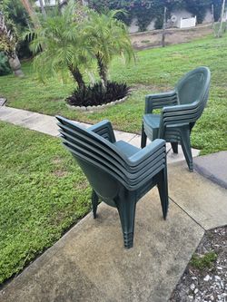 Outdoor Chairs Green