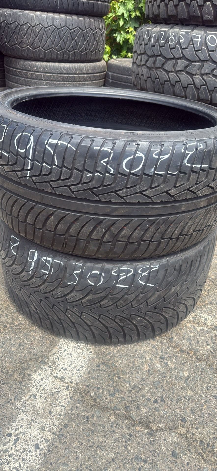 Used tires 295/30R22