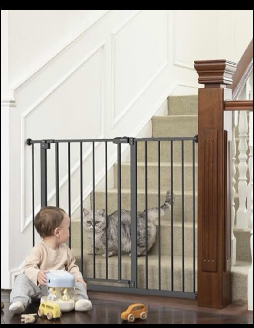 InnoTruth 28.9-42.1" Wide Baby Gate for Stairs & Doorways, 30" Tall Pressure Mounted Dog Gate