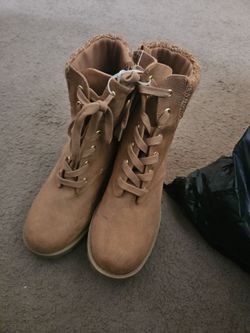 Heel booties