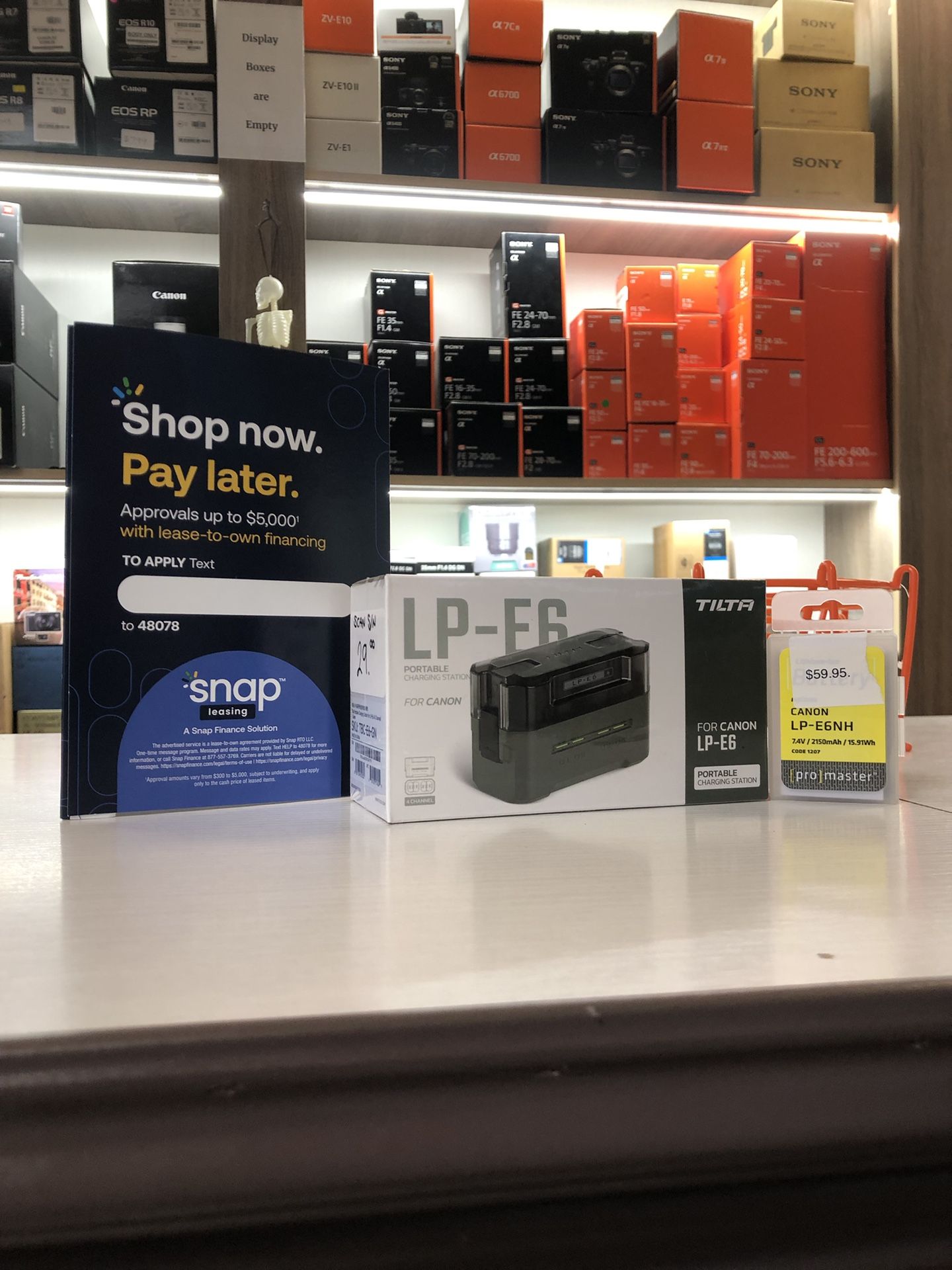 Tilta Portable Charging Station With ProMaster LP-E6NH Battery (Located In Downey, CA)