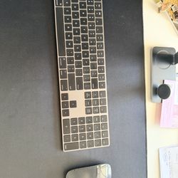 Apple keyboard and mouse