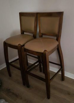 Set of 2 Wood Bar Stools with Upholstered Seats