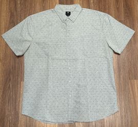 Men’s Light Grey Button Up Short Sleeve Casual Shirt