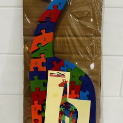Wooden alphabet giraffe puzzle 