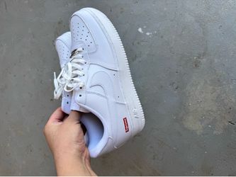Nike Air Force 1 (Supreme)