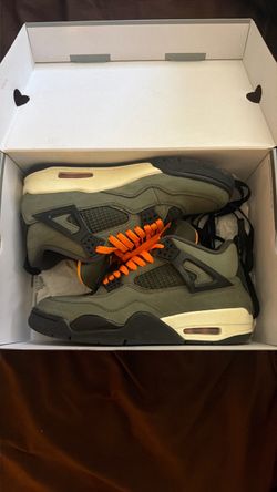 Undefeated Jordan 4