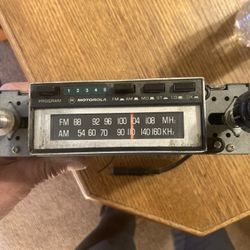 Vintage Motorola AM FM 8 Track Car Stereo