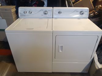 Speedqueen Washer And Dryer Set
