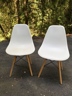 Two Mid-Century Style, Herman Miller Interpretation, Dining Chair, Chairs