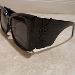 YSL Sunglasses *NEW*