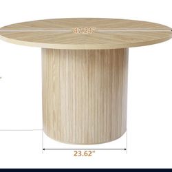 BOHO ROUND TABLE WITH FOUR CHAIRS