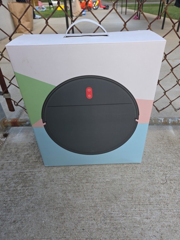 Charlotte Robo Vacuum 