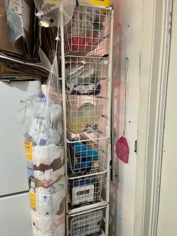Storage bins