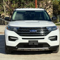 🚘2023 Ford Explorer XLT