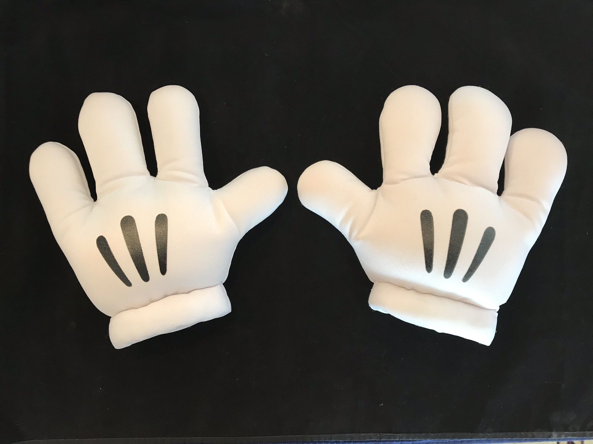 Disney Mickey Mouse Gloves for Halloween