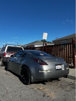 nissan 350z 2004