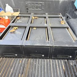 Truck In Bed Tool Box For A Smaller Pickup